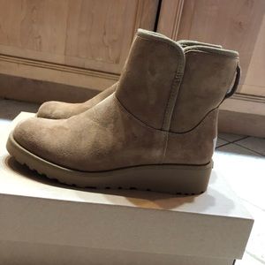 Ugg Kristin Size 7